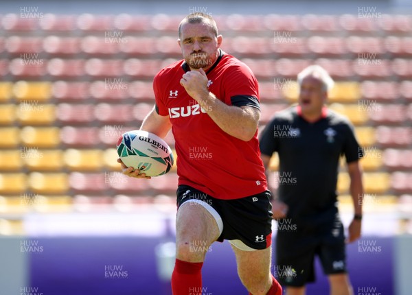 190919 - Wales Rugby Training - Ken Owens during training