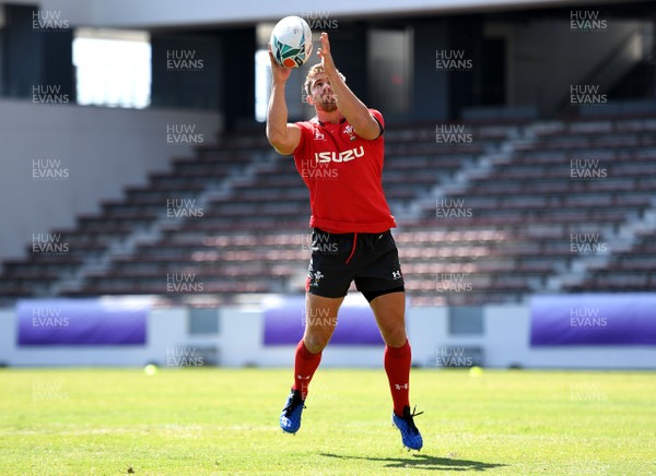 190919 - Wales Rugby Training - Leigh Halfpenny during training