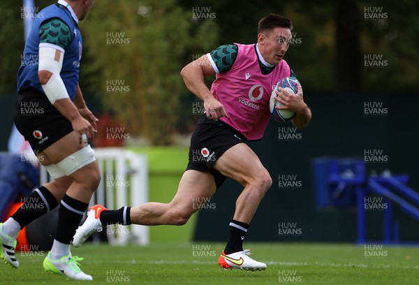 190923 - Wales Rugby Training in the week leading up to their Rugby World Cup game against Australia - Josh Adams during training