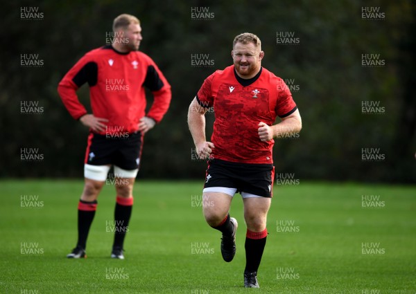 191020 - Wales Rugby Training - Ross Moriarty and Samson Lee during training