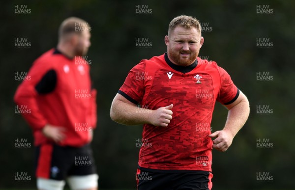 191020 - Wales Rugby Training - Samson Lee during training