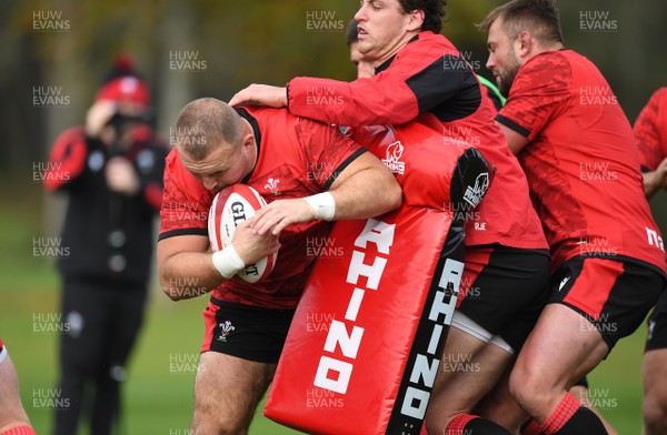 191020 - Wales Rugby Training - Dillon Lewis during training