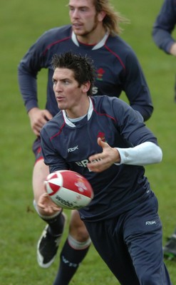 19.11.07 - Wales Rugby Training - James Hook in action during training 
