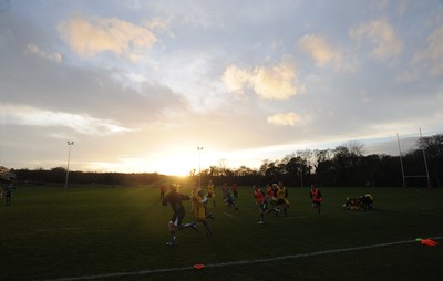 19.11.09 - Wales Rugby Training - Wales players during training. 