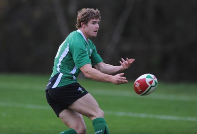 19.11.09 - Wales Rugby Training - Leigh Halfpenny in action during training. 