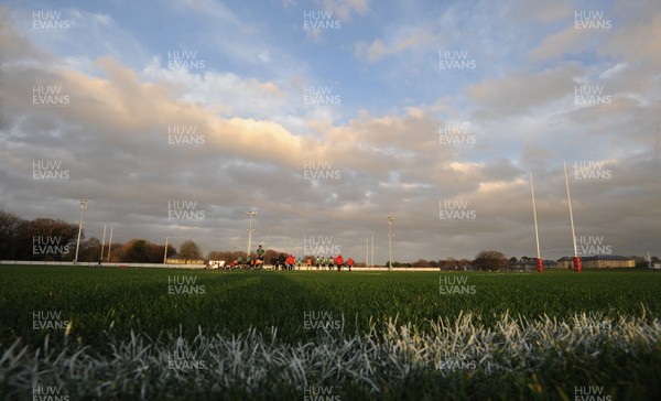 19.11.09 - Wales Rugby Training - Wales players during training. 