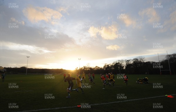 19.11.09 - Wales Rugby Training - Wales players during training. 