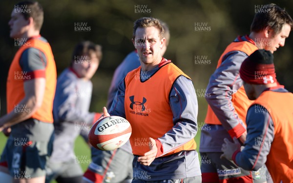 191113 - Wales Rugby Training -Ashley Beck during training