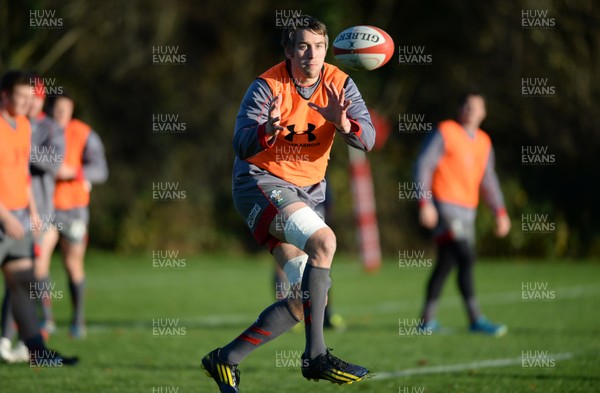 191113 - Wales Rugby Training -Ryan Jones during training