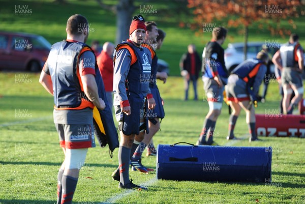 191113 - Wales Rugby Training -Justin Tipuric during training