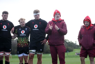 191125 - Wales Rugby Training ahead of their game this weekend against New Zealand - Steve Tandy, Head Coach during training