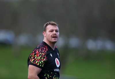 191125 - Wales Rugby Training ahead of their game this weekend against New Zealand - Dewi Lake during training