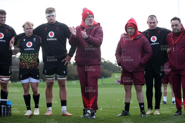 191125 - Wales Rugby Training ahead of their game this weekend against New Zealand - Steve Tandy, Head Coach during training