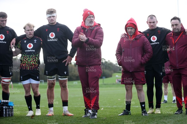 191125 - Wales Rugby Training ahead of their game this weekend against New Zealand - Steve Tandy, Head Coach during training