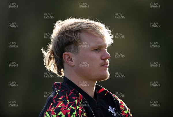 191125 - Wales Rugby Training ahead of their game this weekend against New Zealand - Blair Murray during training
