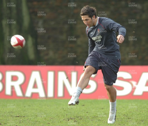 200207 - Wales Rugby Training - Gavin Henson practices his kicking 