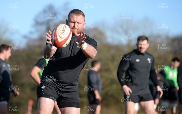 200218 - Wales Rugby Training - Samson Lee during training