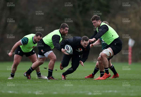 200224 - Wales Rugby Training in the week leading up to their 6 Nations game against Ireland - George North during training