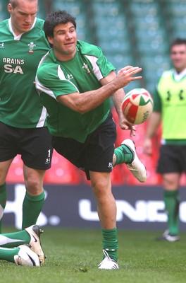 20.03.09 - Wales Rugby Wales' Mike Phillips takes part in a training session ahead of his sides Six Nations decider against Ireland tomorrow (Sat) 