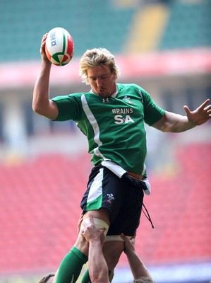 20.03.09 - Wales Rugby Wales Andy Powell takes part in a training session ahead of his sides Six Nations decider against Ireland tomorrow (Sat) 