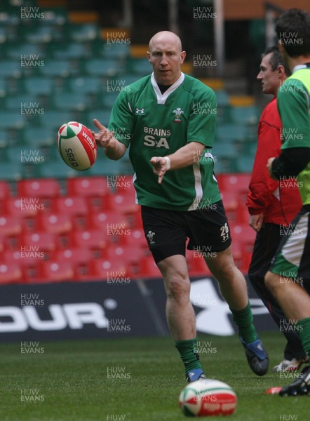 20.03.09 - Wales Rugby Wales' Tom Shanklin takes part in a training session ahead of his sides Six Nations decider against Ireland tomorrow (Sat) 