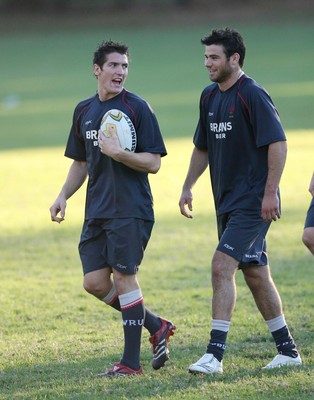 20.05.07  Wales rugby on Tour to Australia James Hook(lt) and Mike Phillips during  training in Terrigal. 