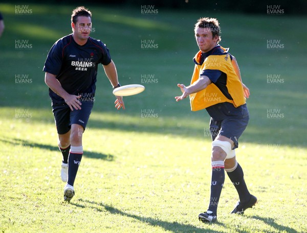 20.05.07  Wales rugby on Tour to Australia Lee Byrne(lt) and Scott Morgan(rt) during the warm-up at training in Terrigal. 