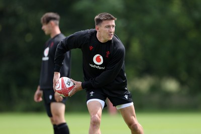 200625 - Wales Rugby Training - Josh Adams during training
