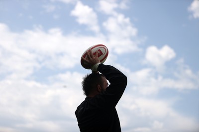 200625 - Wales Rugby Training - Liam Belcher during training