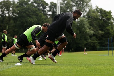 200625 - Wales Rugby Training - Taulupe Faletau during training