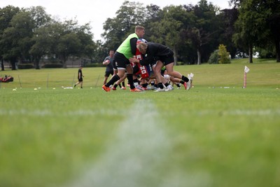 200625 - Wales Rugby Training - Sam Costelow and Blair Murray during training