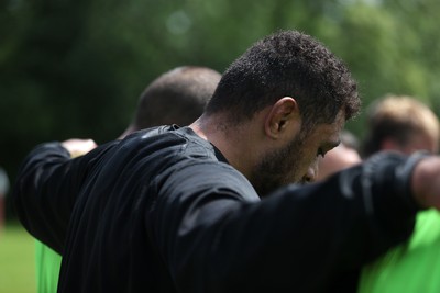 200625 - Wales Rugby Training - Taulupe Faletau during training