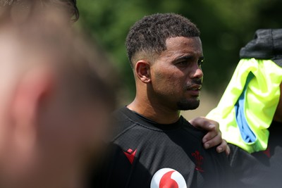200625 - Wales Rugby Training - Ben Thomas during training