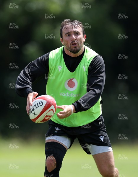 200625 - Wales Rugby Training - Rhodri Williams during training
