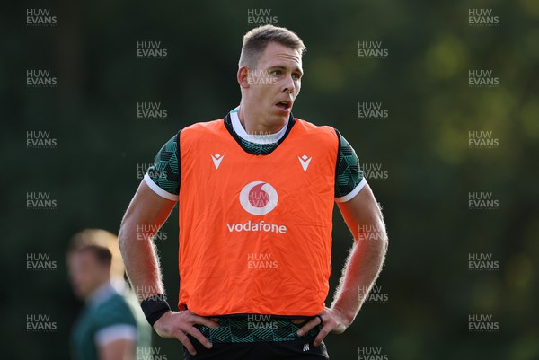 200923 - Wales Rugby Training in the week leading up to their Rugby World Cup game against Australia - Liam Williams during training