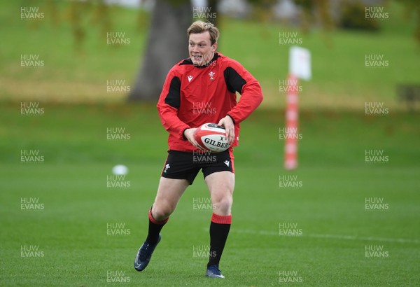 201020 - Wales Rugby Training - Nick Tompkins during training