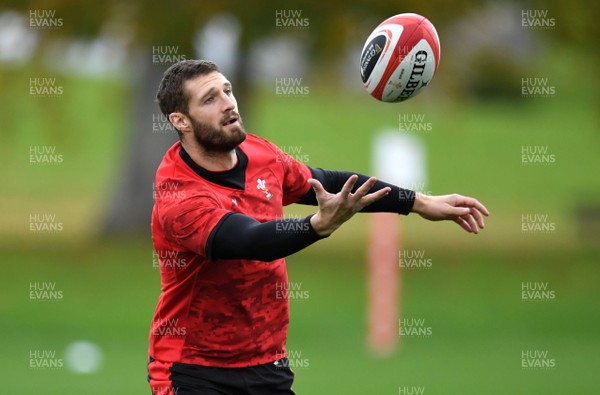 201020 - Wales Rugby Training - Jonah Holmes during training