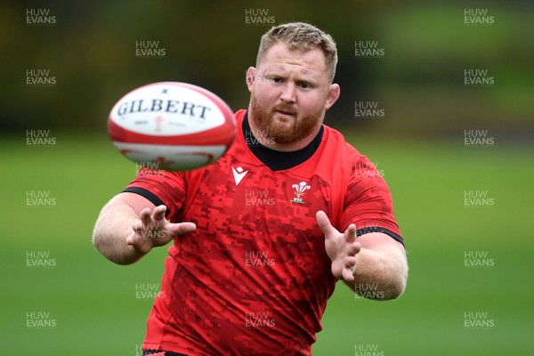 201020 - Wales Rugby Training - Samson Lee during training