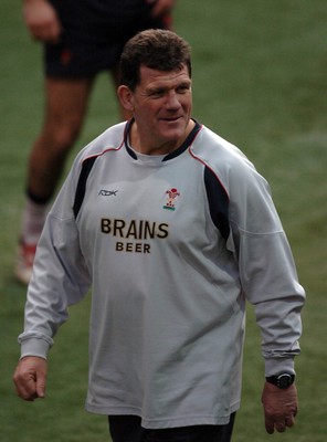 20.11.06 - Wales Training - Gareth Jenkins during training 