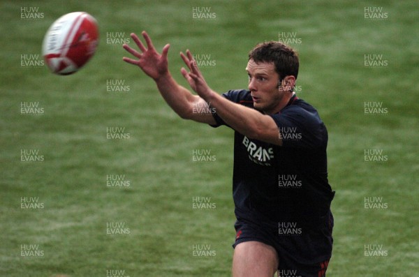 20.11.06 - Wales Training - Kevin Morgan during training 