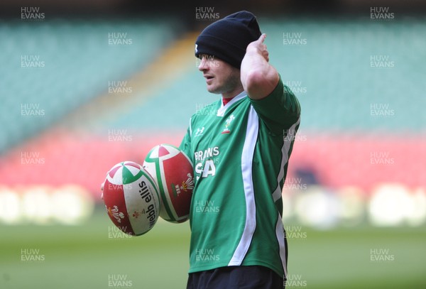 20.11.09 - Wales Rugby Captains Run - Shane Williams during training. 