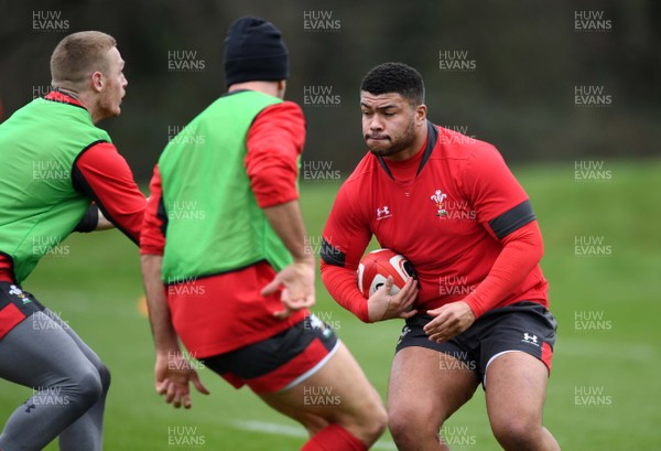 220120 - Wales Rugby Training - Leon Brown during training