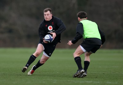 210125 - Wales Rugby Training in their first week of the 6 Nations Campaign - Nick Tompkins during training