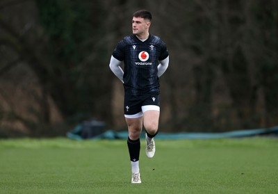 210125 - Wales Rugby Training in their first week of the 6 Nations Campaign - Joe Roberts during training