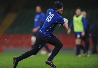 21.02.11 - Wales Rugby Training - Shane Williams during training. 