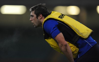 21.02.11 - Wales Rugby Training - Josh Turnbull during training. 