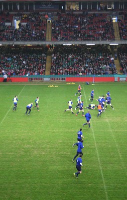 21.02.11 - The Wales rugby squad train at the Millennium Stadium during a session open to the members of the public to watch  