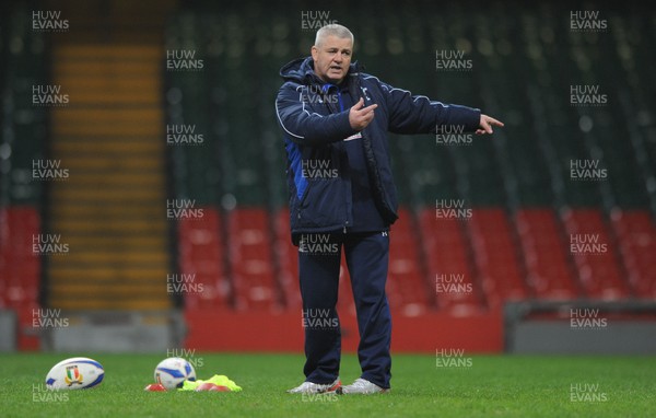 21.02.11 - Wales Rugby Training - Head coach Warren Gatland during training. 