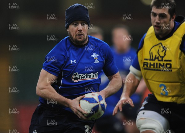 21.02.11 - Wales Rugby Training - Shane Williams during training. 