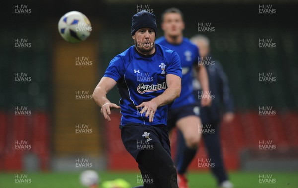 21.02.11 - Wales Rugby Training - Shane Williams during training. 